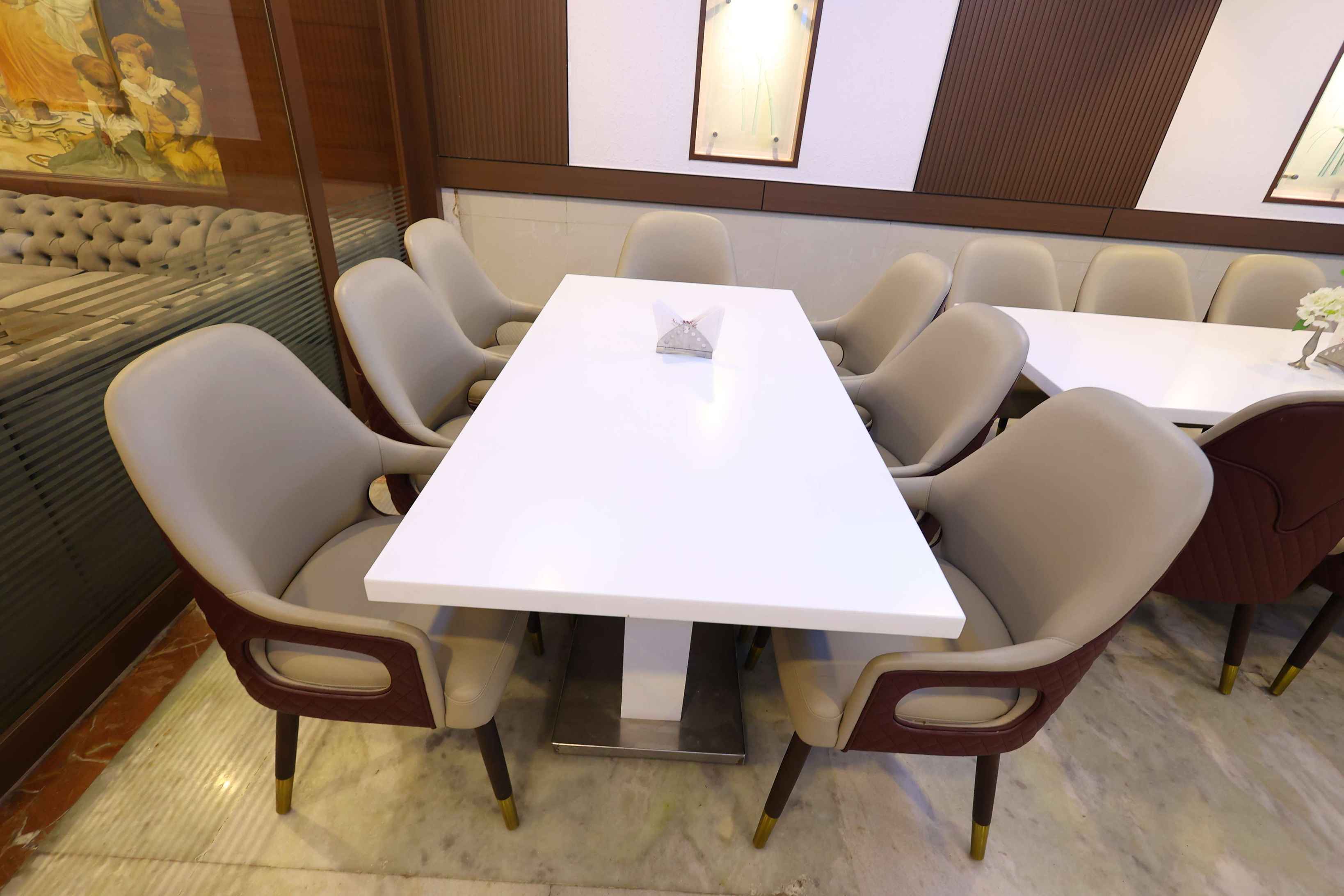 Blue maple restaurant image